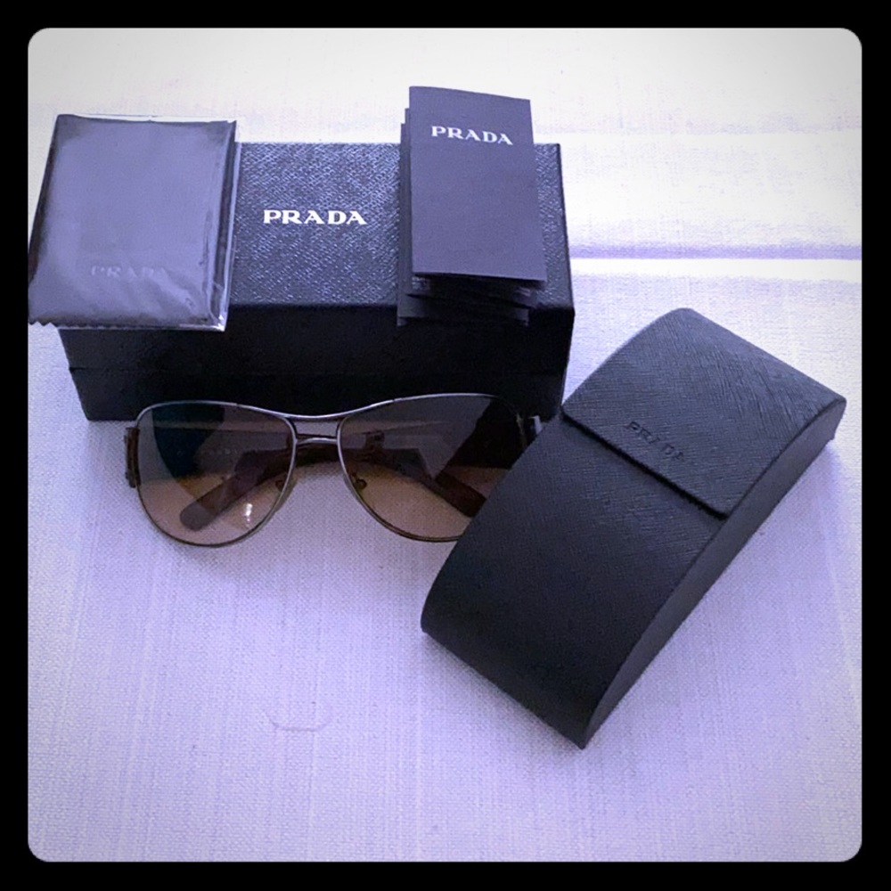 Like New - Prada Aviator sunglasses
